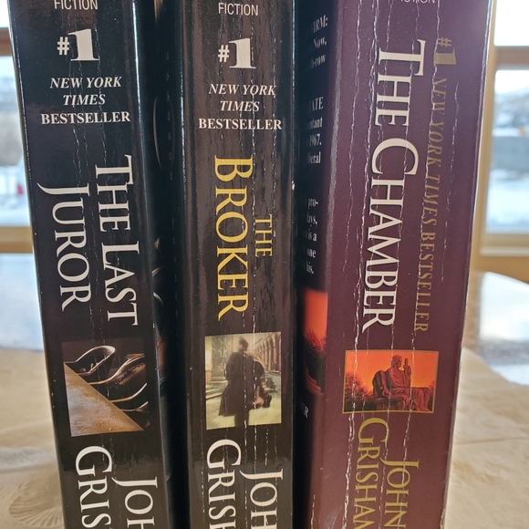 Grisham Books Set - Picture 2 of 3